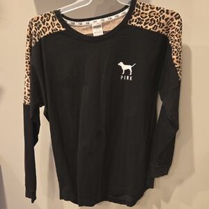 PINK Victoria's Secret Black and Tan  Shirt